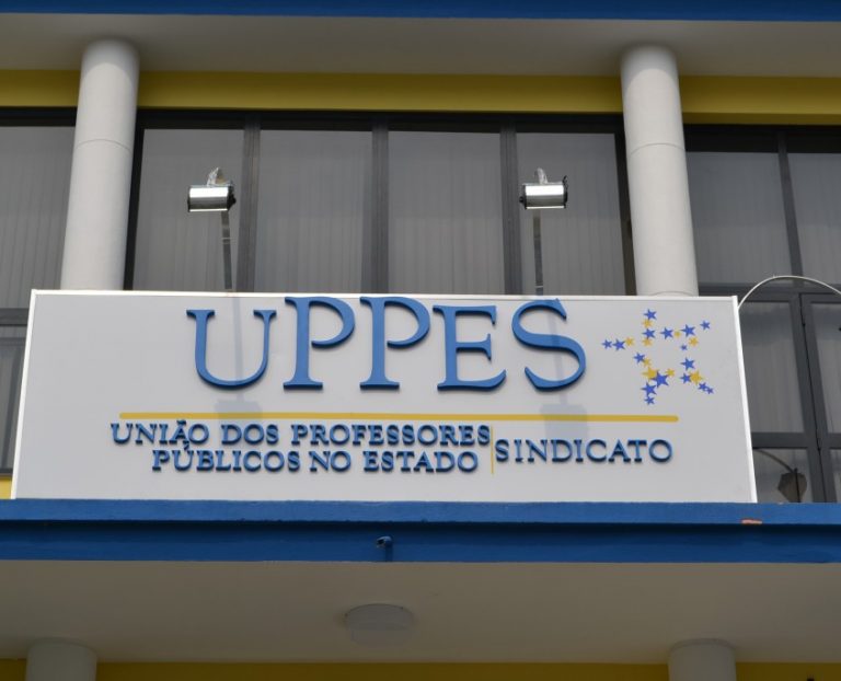 UPE - União Poxorense de Escritores: O VIOLEIRO E A ESTRADA